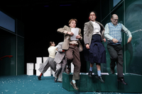 © Ida Zenna - Alles gut - vlnr David Richter, Wiebke Jakubicka Yervis, Martin Klemm